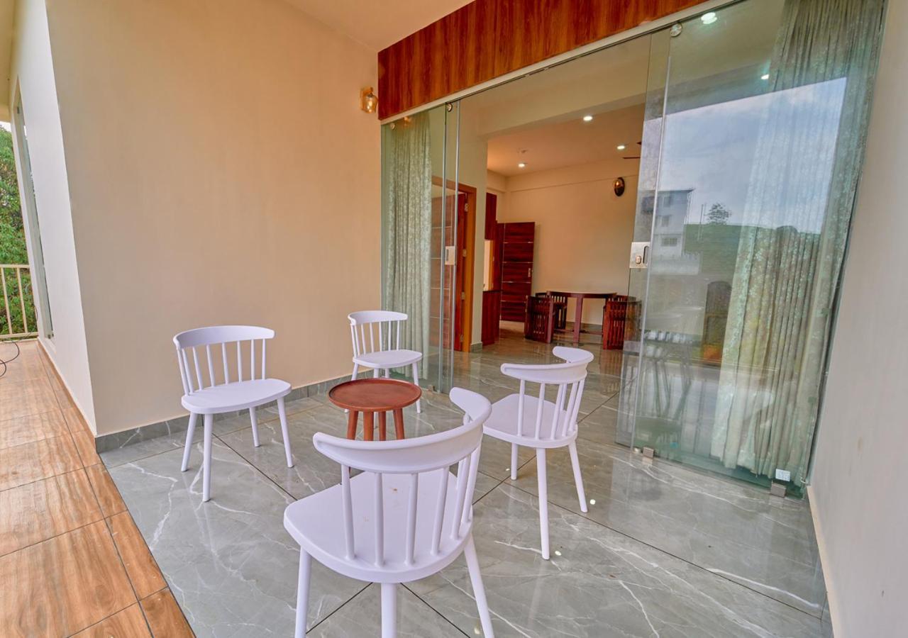 Glen Castle Vagamon Pool Resort By Voye Homes Exteriör bild