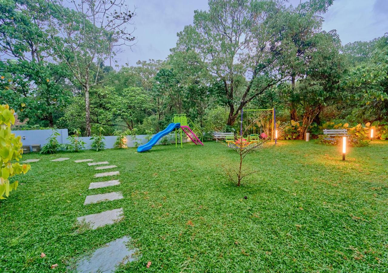 Glen Castle Vagamon Pool Resort By Voye Homes Exteriör bild