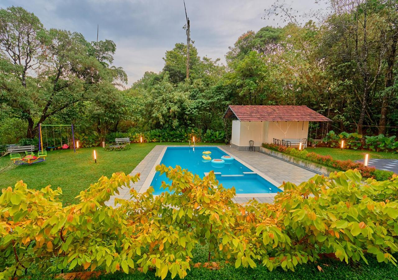 Glen Castle Vagamon Pool Resort By Voye Homes Exteriör bild