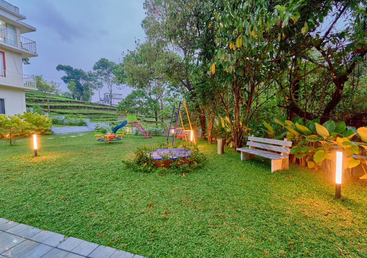Glen Castle Vagamon Pool Resort By Voye Homes Exteriör bild