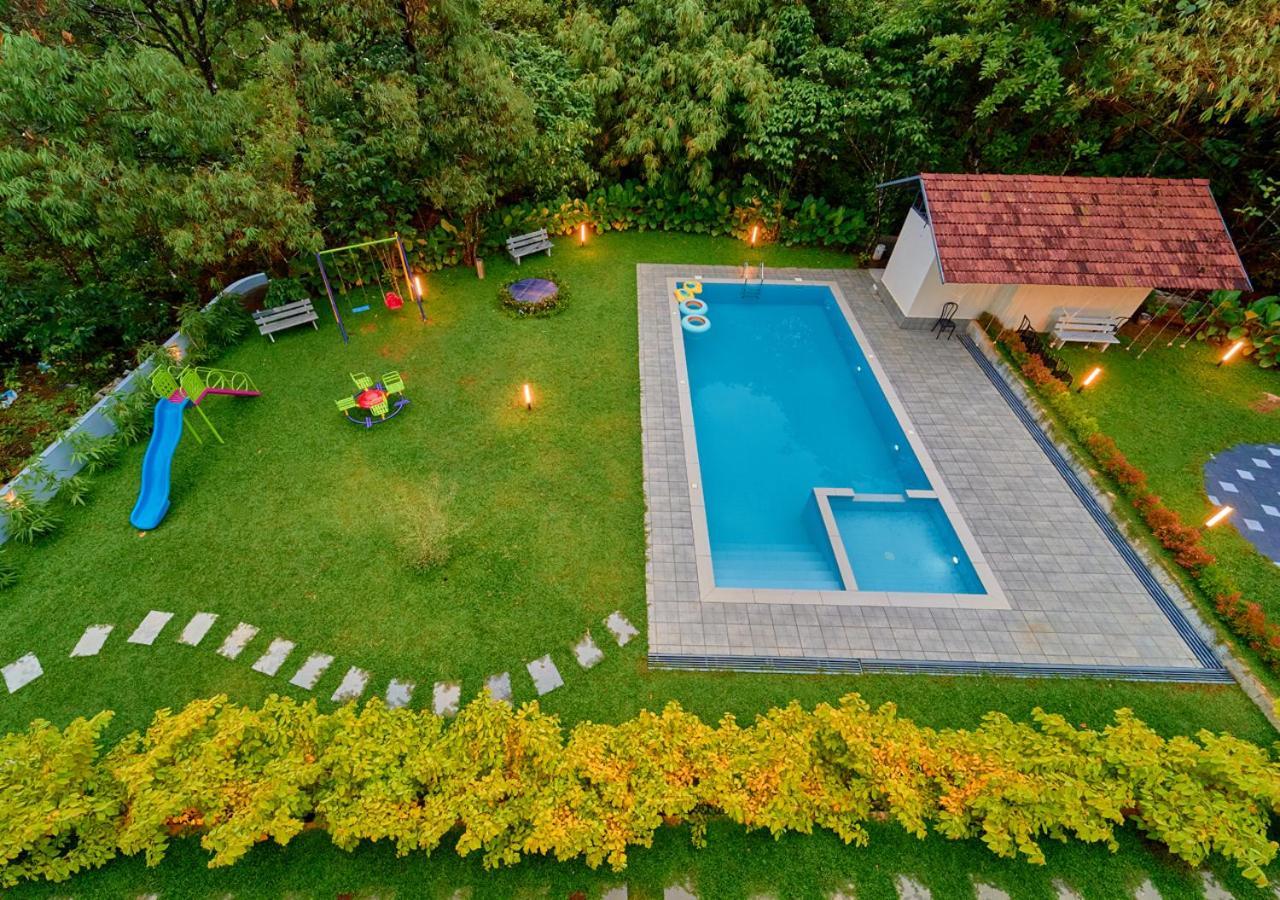 Glen Castle Vagamon Pool Resort By Voye Homes Exteriör bild